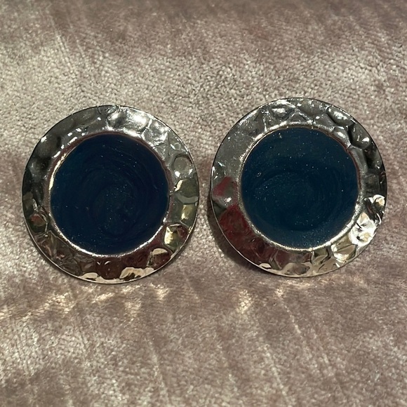 Vintage Hammered Metal Earrings - Picture 3 of 7